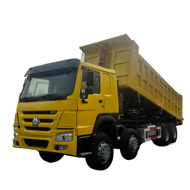 Utilizado HOWO 8 * 4 camión de descarga pesado camión de descarga 12.00R20 18PR en LHD SINO