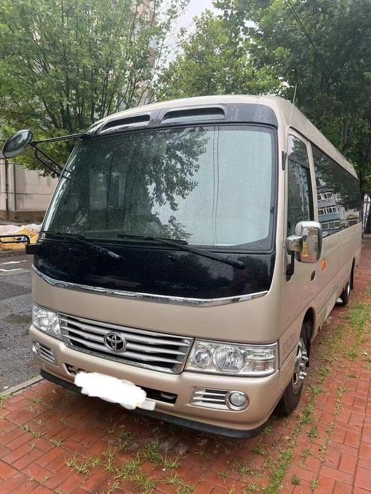 Autobús Toyota de 30 plazas para turismo de lujo Norma de emisiones Euro 3
