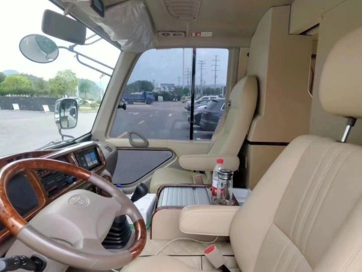 Autobús Toyota de 30 plazas para turismo de lujo Norma de emisiones Euro 3
