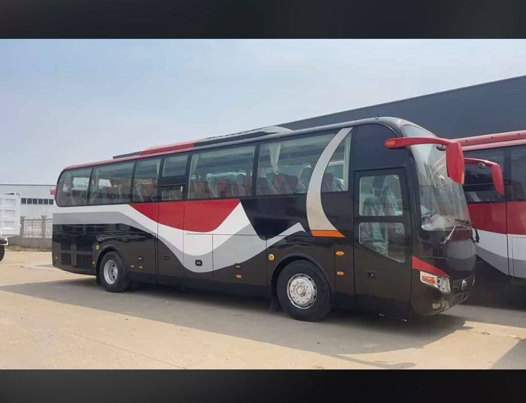 Baja delantera/trasera mm 1750/1586 Personalizar Autobús de lujo de 50 plazas Autobús usado con la mano izquierda