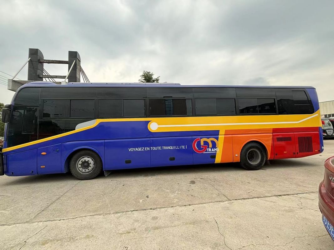 Autobús de pasajeros de 72 plazas con conducción izquierda con capacidad de motor estándar de emisión Euro 4 de 8L