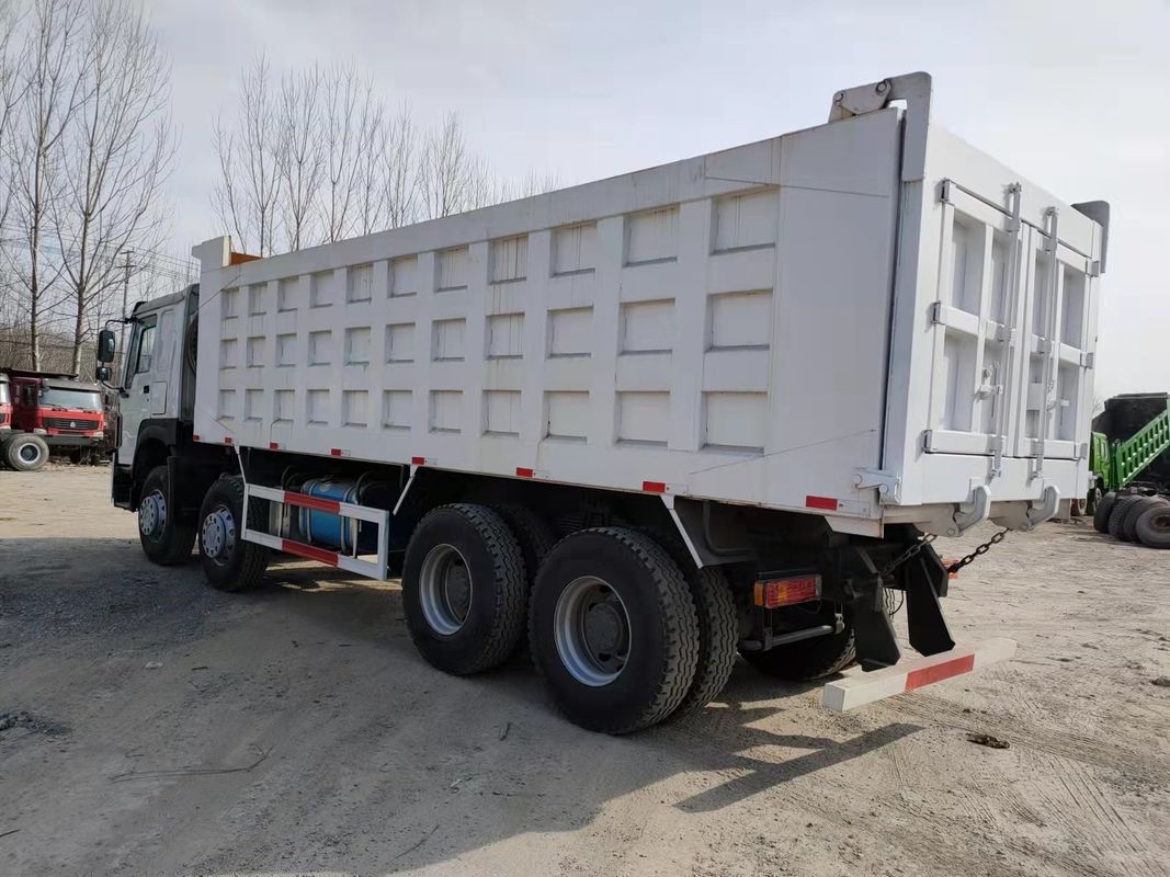 LHD SINO Usado HOWO 8*4 camión de carga pesada con capacidad de 11-20T