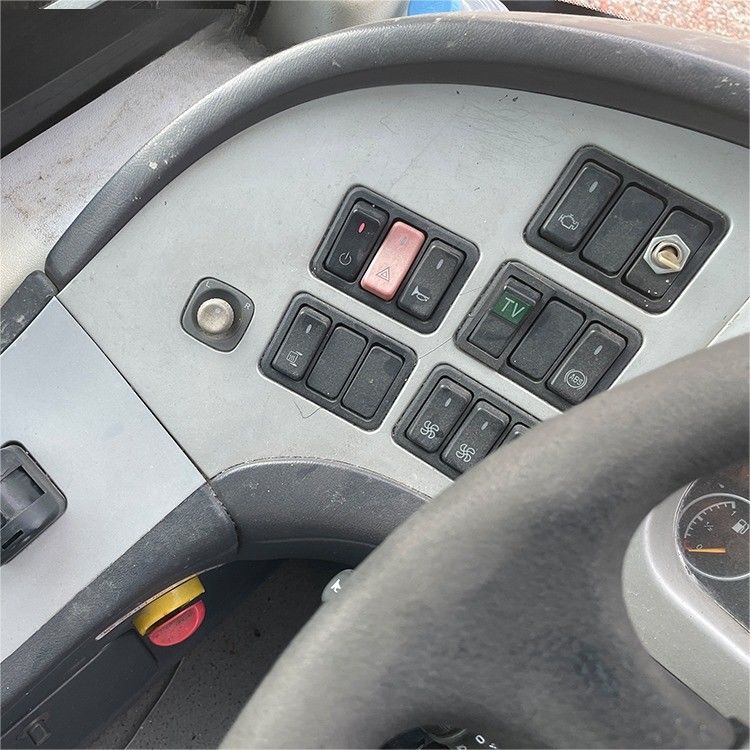 1100N.m Torque del motor 60 asientos Autobús turístico RHD LHD Autobús Euro 3 Norma de emisiones