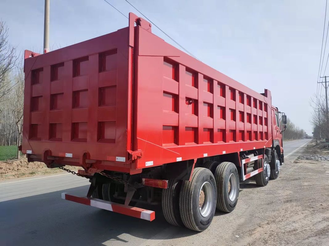 SINO 8*4 Camión de descarga pesado Camión de deslizamiento Camión LHD Capacidad de carga 11 20T Capacidad del motor 8L