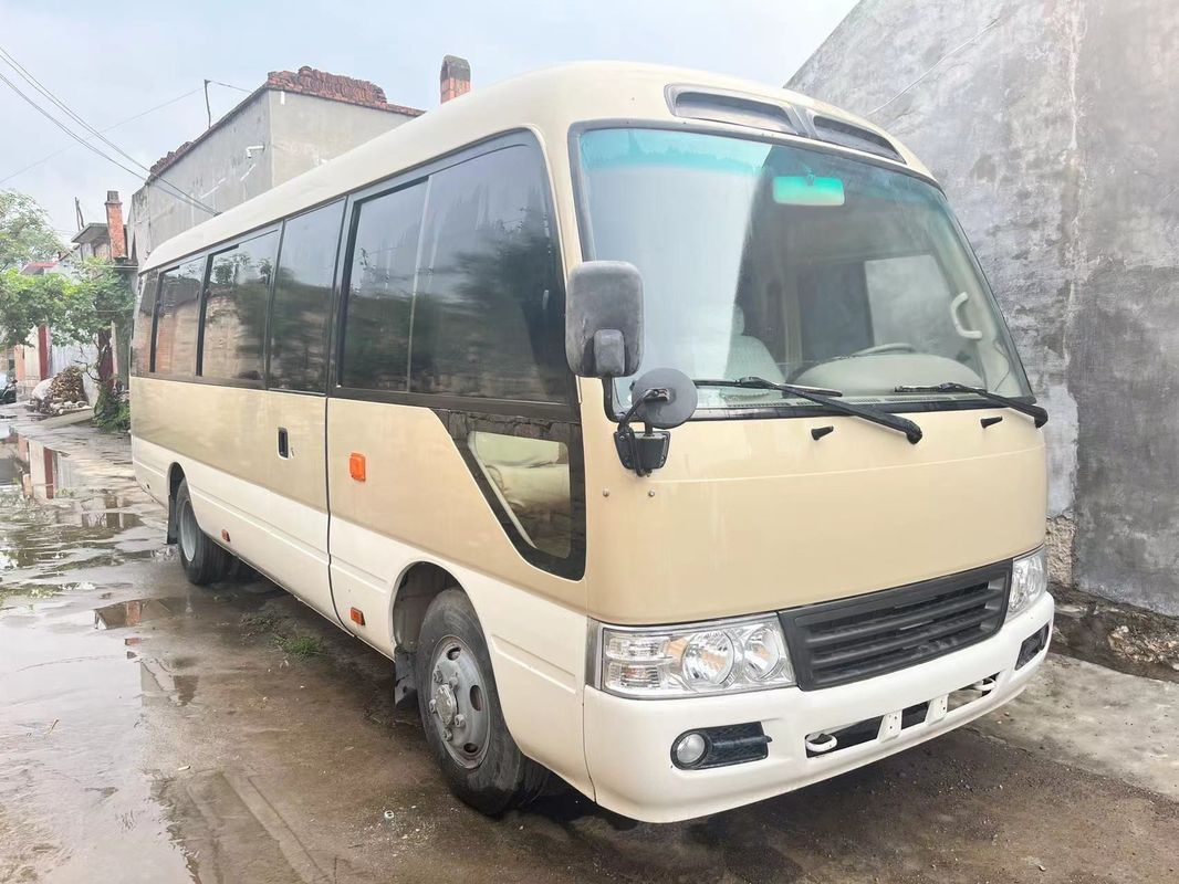 Capacidad del motor 4L Toyota Coaster 30 asientos Dirección izquierda Autobuses usados LHD para turistas
