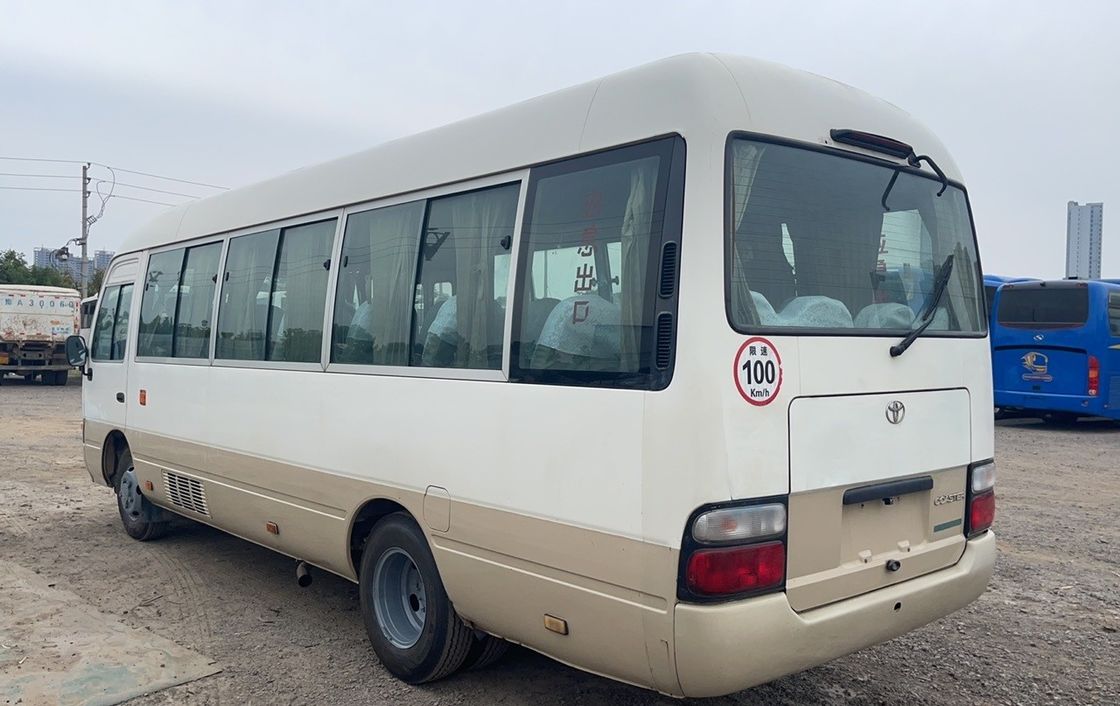 2022 Toyota Coaster Bus de 30 asientos con conducción izquierda y tipo de combustible diesel