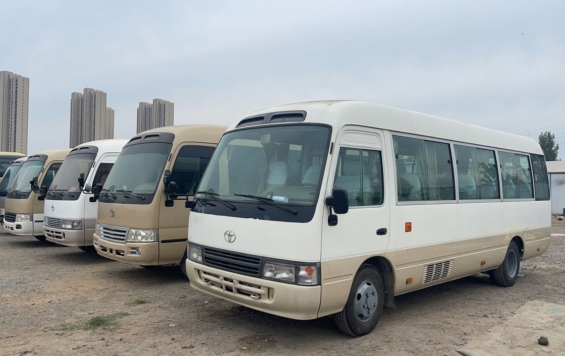 2022 Toyota Coaster Bus de 30 asientos con conducción izquierda y tipo de combustible diesel
