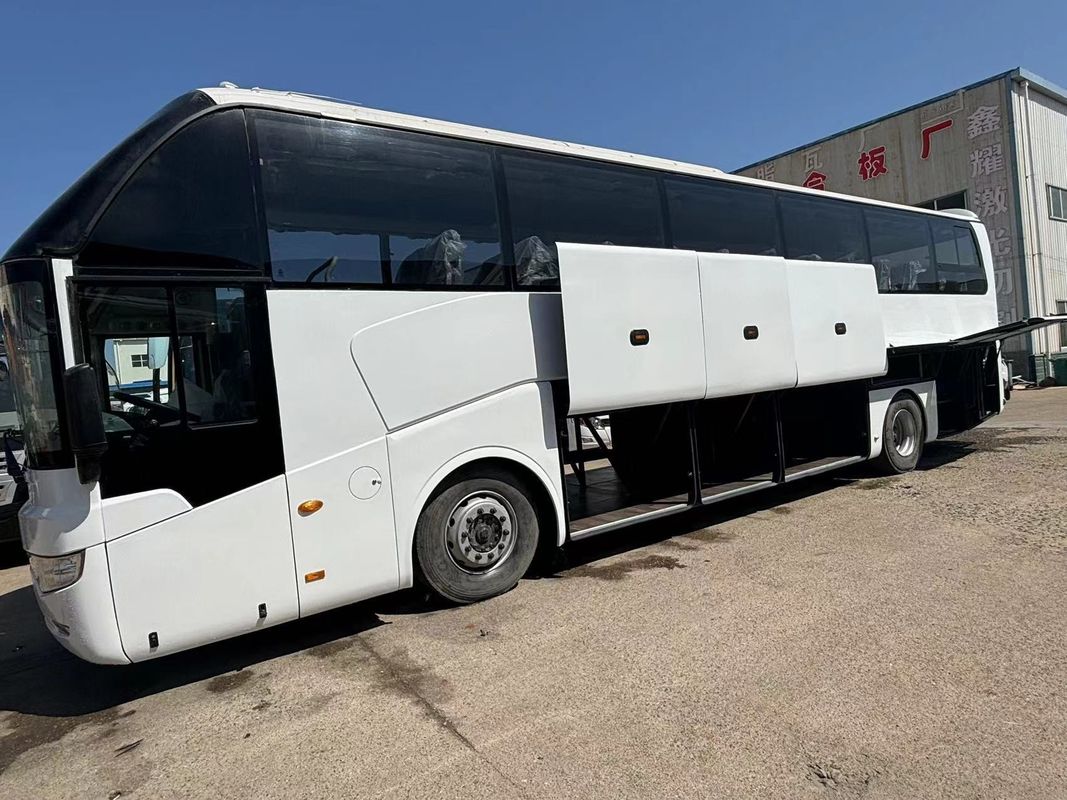 Autobús de pasajeros ZK6122 de 41 a 65 asientos con conducción a mano izquierda con congelador de emisiones estándar Euro 3