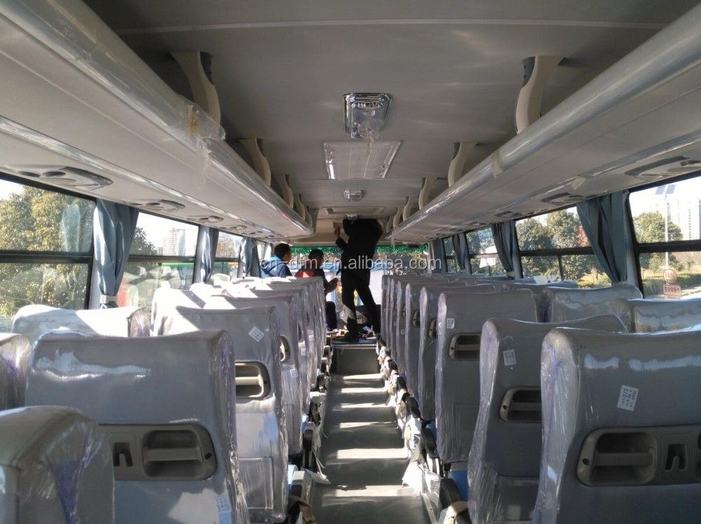 Autobús de autocares de Youtong de 12 metros RHD renovado para cumplir con la norma de emisiones Euro 3 para viajar de forma segura