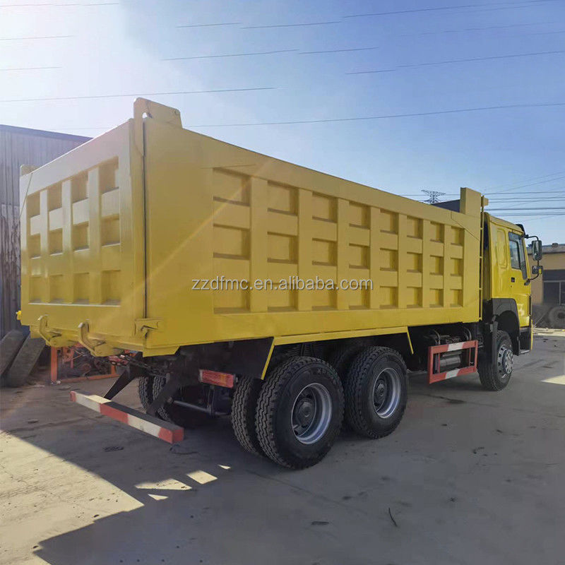 Usado Howo 6x4 camión de carga de 24 metros cúbicos Tanque de carga longitud 4,2-5,3m y pantalla táctil