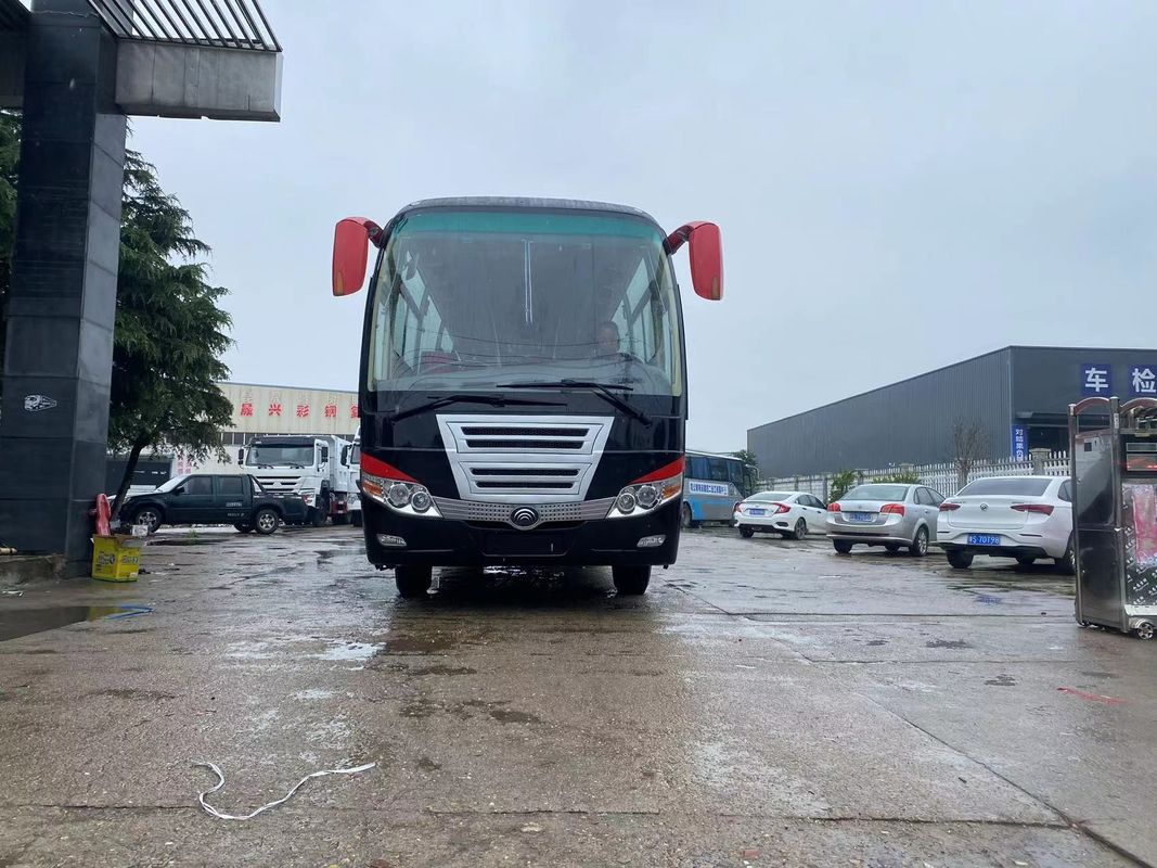 Autobús de Youtong usado 65 asientos Autobús diésel de 12 metros con volante a mano derecha y dirección asistida