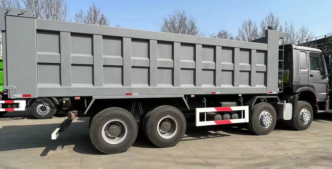 Tránsito de carga pesada RHD SINO TRUCK HOWO 400HP 16 ruedas 8x4 camión de descarga