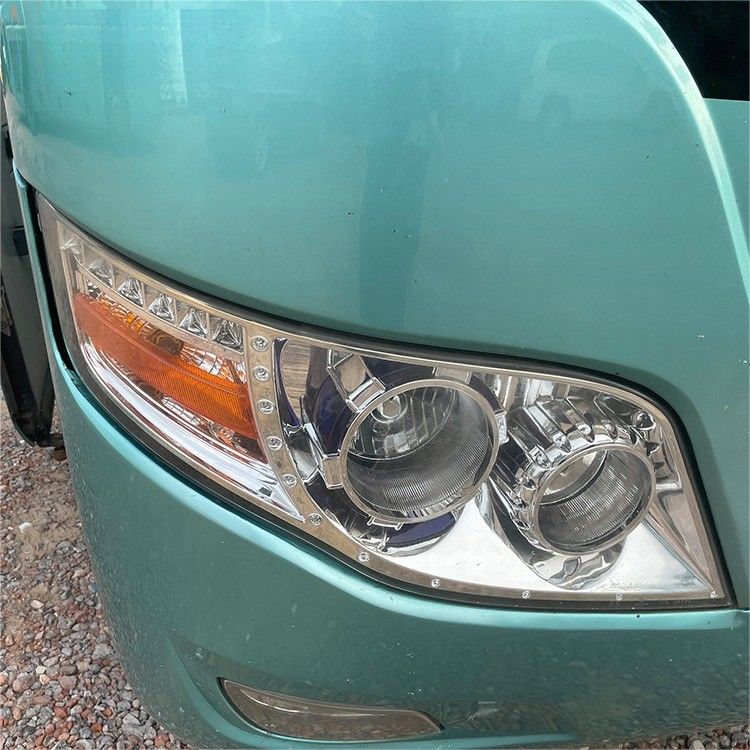 Sistema de freno de tambor del disco delantero trasero 50-60 asientos Autobús Yutong para viajar en el mercado de Ghana