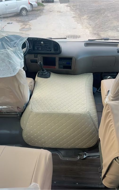 Autobús Toyota Coaster 2019 con motor de turbocargador motor delantero LHD Minibuses