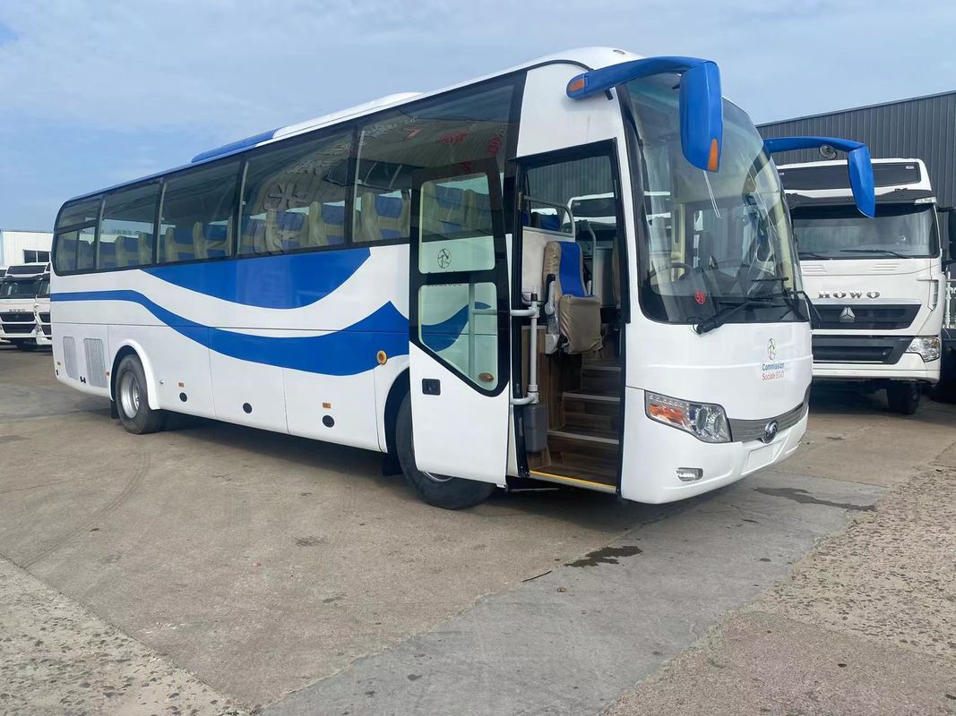 Autobús de segunda mano duradero de 50 a 60 asientos con frenos de tambor traseros de disco delantero y accionamiento automático