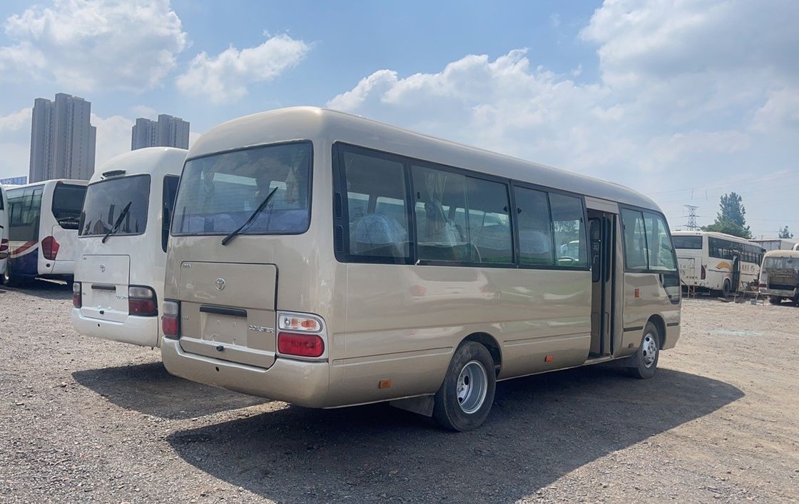 Minibús con motor diesel de 18 asientos con ventana frontal manual y sin techo solar de FOTON