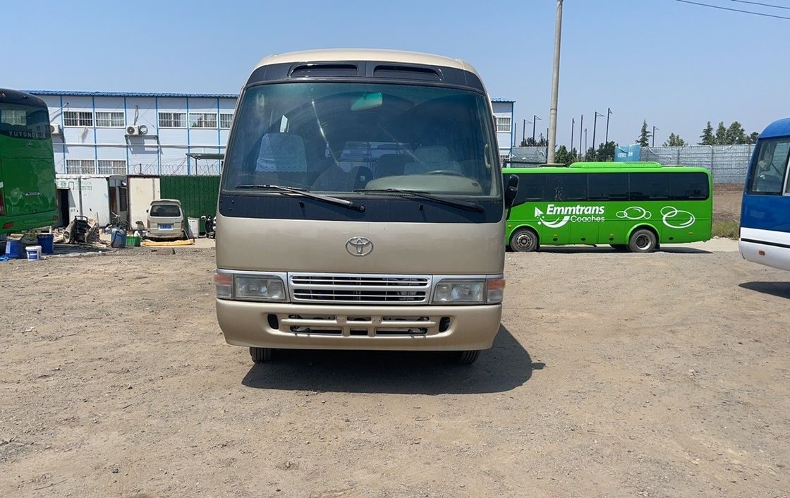 Autobús de montaña con transmisión manual con 17-30 asientos y motor diesel en buenas condiciones