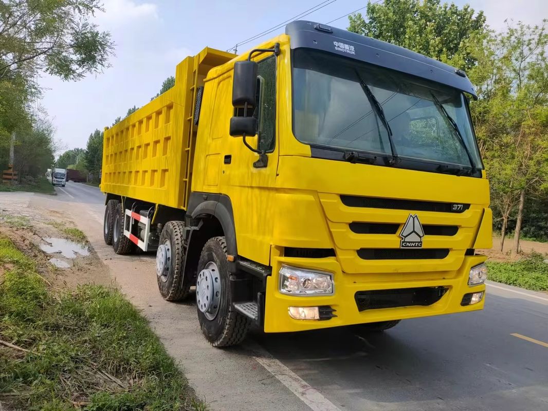 Sinotruk Howo 8x4 371hp 450hp 24 metros cúbicos camión de tirón usado sin ABS