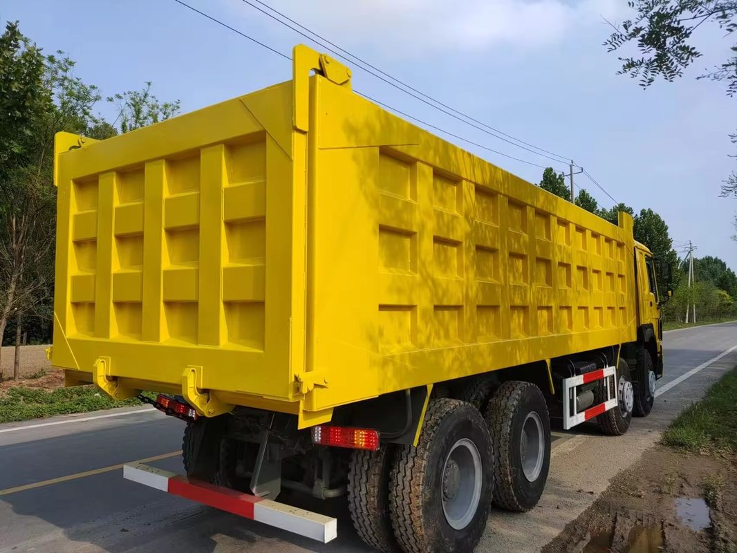 Sinotruk Howo 8x4 371hp 450hp 24 metros cúbicos camión de tirón usado sin ABS
