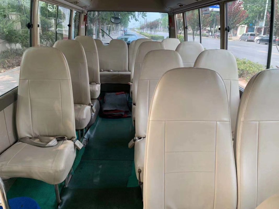 Autobuses de montaña de 30 plazas YC4FA130-30 Motor EQ6680KS3T Chasis para viajes deportivos de equipo
