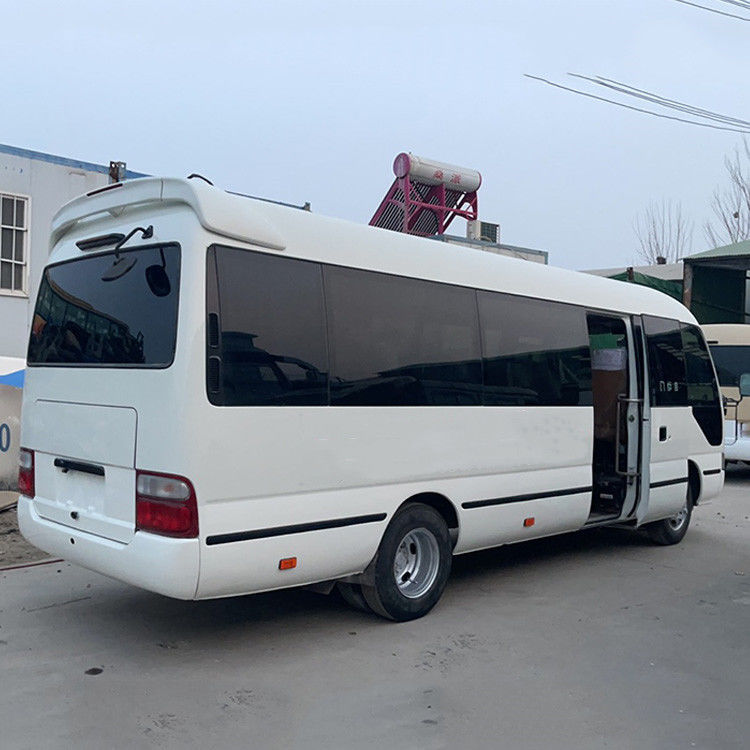 Autobús de montaña rusa de segunda mano de 30 asientos con neumáticos 9.00R20 y motor diesel en buenas condiciones