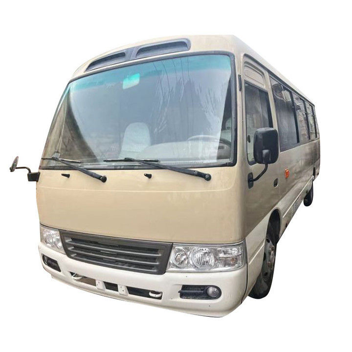 Autobús Toyota Coaster de 30 asientos con buen estado y tipo de transmisión manual Perfecto
