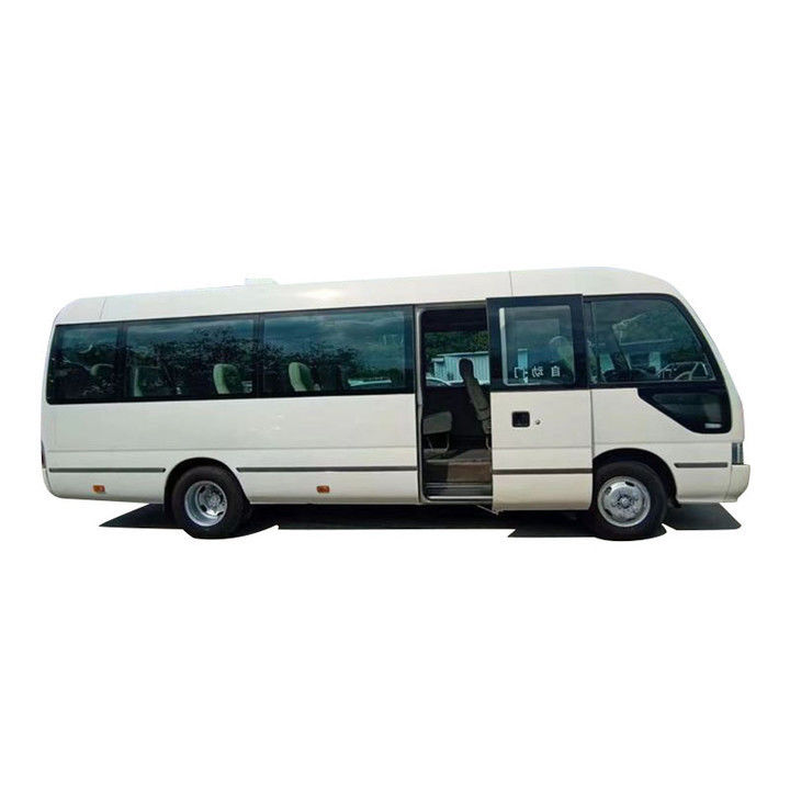 Autobús Toyota Coaster de 30 plazas de uso LHD en buen estado adecuado para viajes en grupo