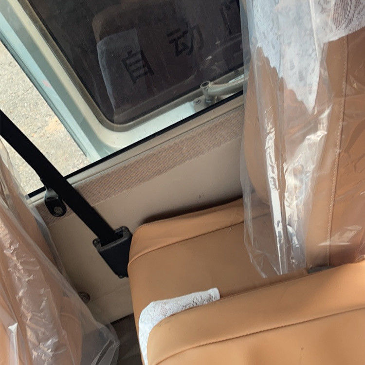 Autobús Toyota Coaster de 30 plazas con motor diesel y norma de emisiones Euro 3 en buen estado