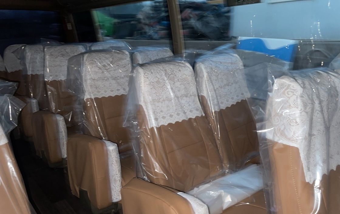 Autobús Toyo ta Coaster renovado de 30 plazas Autobuses de segunda mano Euro 3 Diesel