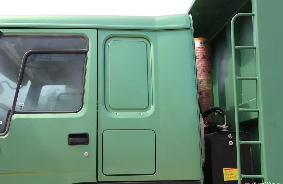 Sinotruck Howo 30tons 6x4 375hp camión de tirador usado camión de descarga con camión pesado de segmento