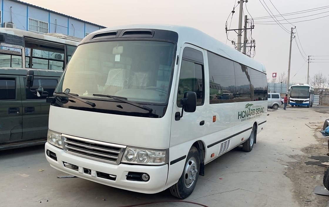 30 asientos en buen estado diesel usado Toyota Coaster Autobuses Motor de capacidad 6-8L diesel