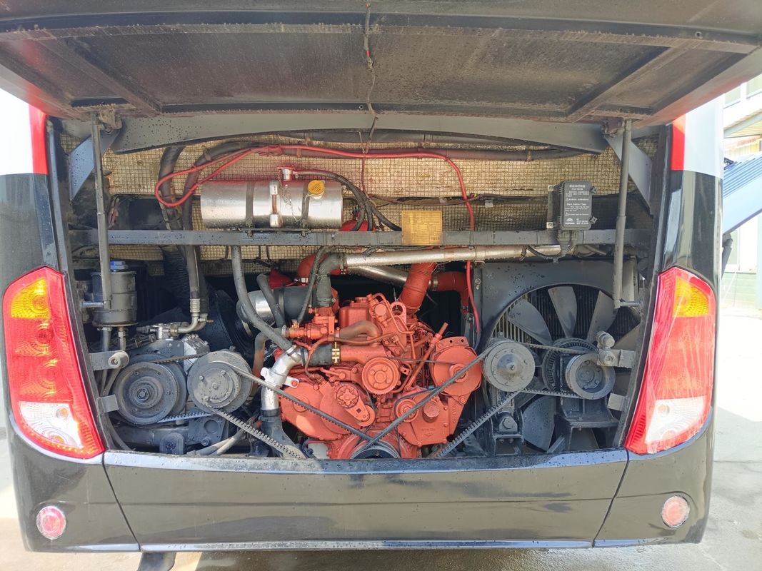 Autobús de lujo turístico de 70 plazas con capacidad de motor de 8 litros y tipo de combustible diesel