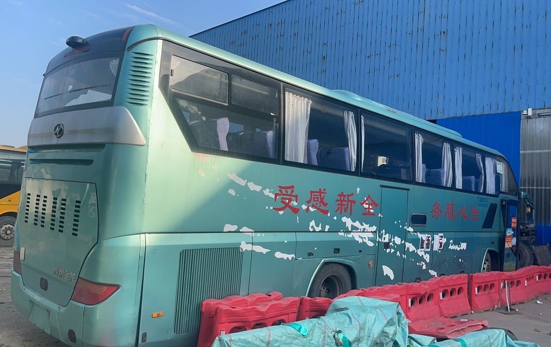 Autobús turístico de lujo de 70 plazas con dirección LHD y interior espacioso