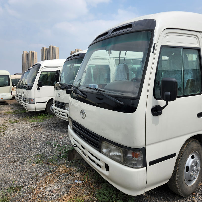 6 8L TOYO TA COASTER usados diesel o gasolina de 23 a 29 asientos con emisiones EURO 3