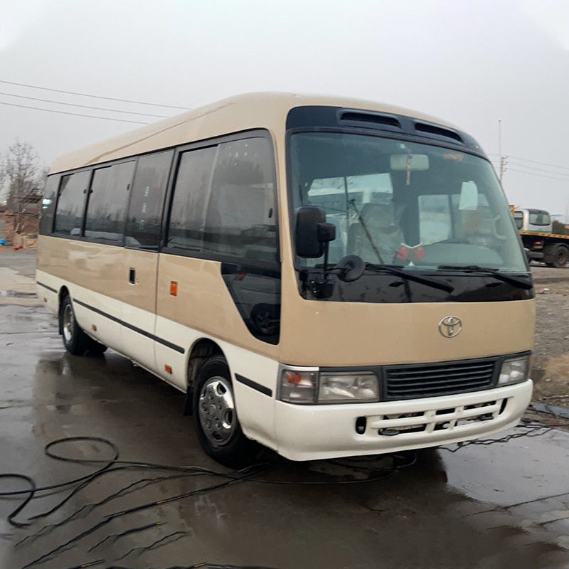 4000 de desplazamiento de transmisión manual Toyo ta Coaster Bus para el transporte de pasajeros en Japón