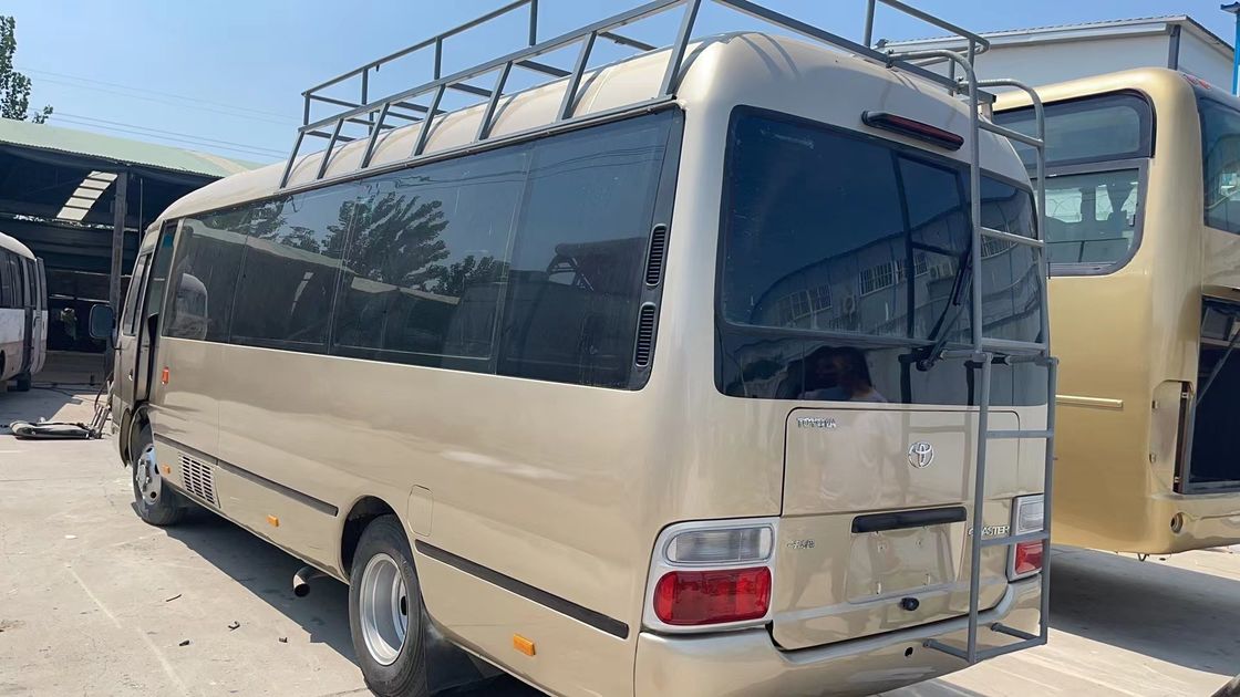 30 asientos Japón Autobús usado Manual Autobús Toyota Coaster con 7005*2040*2785mm Dimensiones
