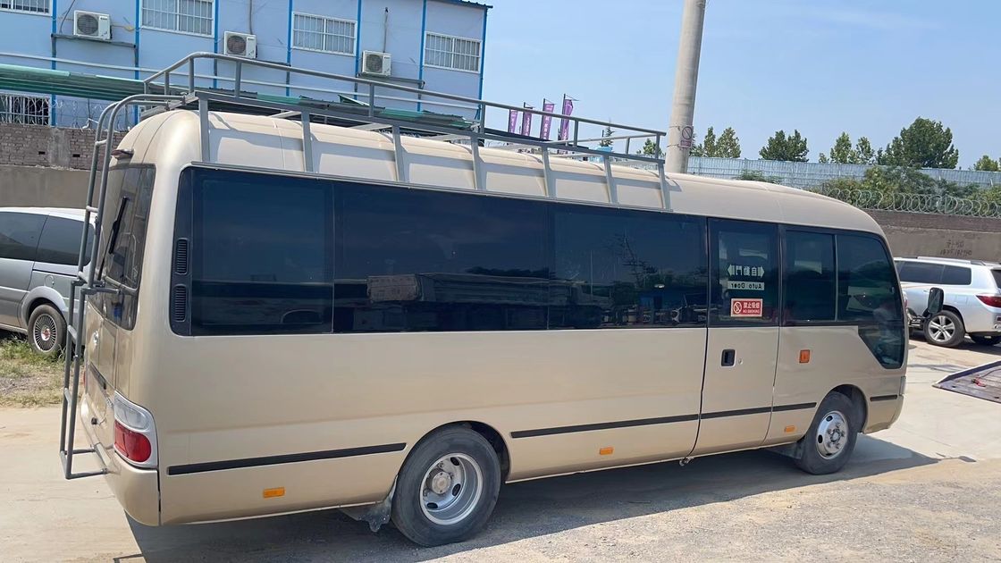 30 asientos Japón Autobús usado Manual Autobús Toyota Coaster con 7005*2040*2785mm Dimensiones