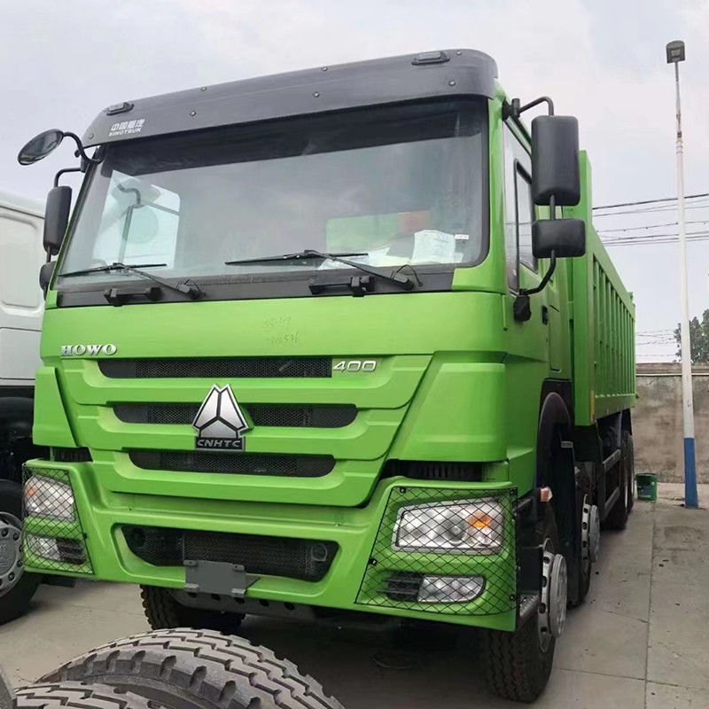 Camión diesel SINO 12 ruedas 30 metros cúbicos HOWO 40 toneladas 8x4 Camión usado con tirador