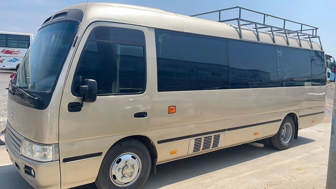 Autobús Toyota Coaster usado en Japón de 30 asientos con motor de 1HZ y neumáticos 9.00R20