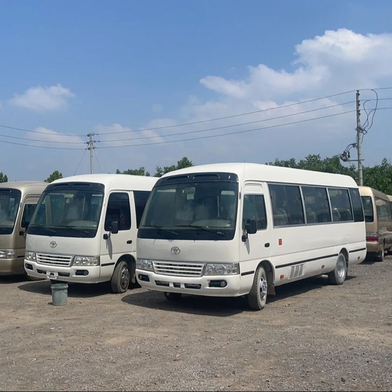 Combustible- Autobús de montaña usados de 30 asientos con motor diesel Toyota de 1HZ y neumáticos 9.00R20