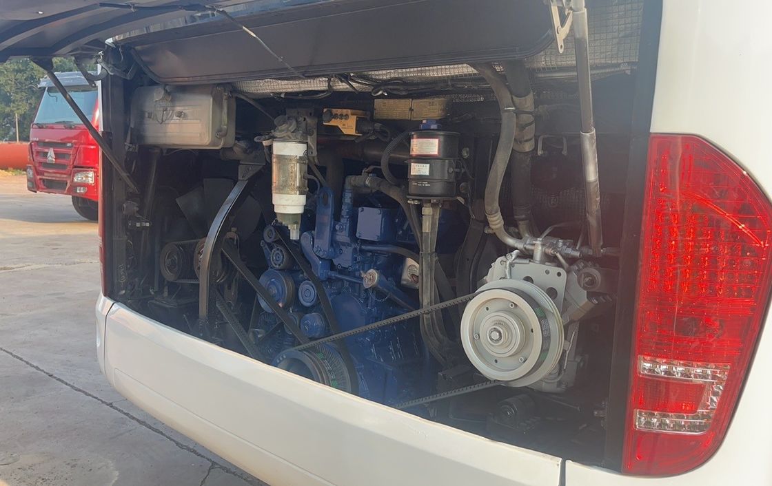 Autobuses usados de 50-60 asientos con tipo de combustible diesel y dirección asistida