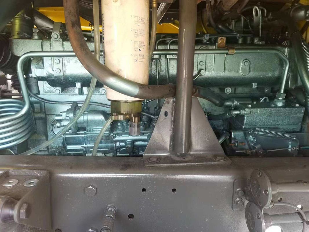 Howo 8x4 371hp 20-24 metros cúbicos camión de tiradores de descarga diesel
