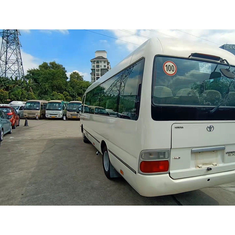 30 asientos Autobús Toyota Coaster Usado en buen estado y 7005*2040*2785 neumático 9.00R20