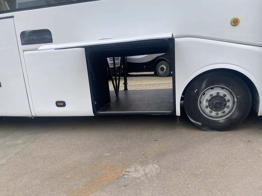 Transmisión manual Tipo de combustible diesel Autobús ZK6122 12m 47 asientos con baño