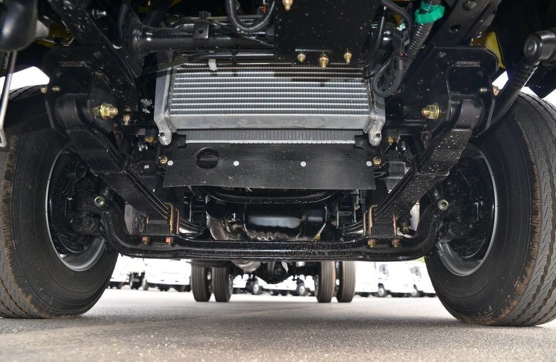 8x4 400hp 12 ruedas 50 60 toneladas camiones de descarga con volante con capacidad de tanque de combustible de 400-500L