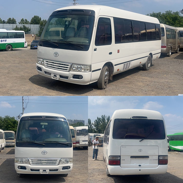 Autobús Toyota Coaster de 30 plazas con freno de aire de doble circuito y alta velocidad de 69 Km/h