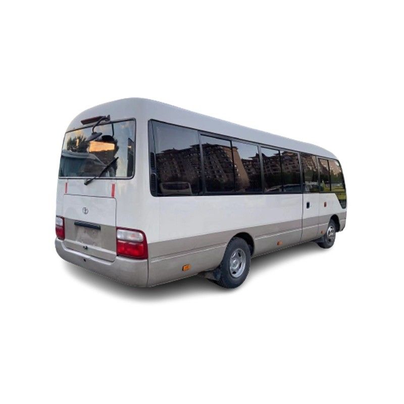 Minibús de 4000 cilindros con motor diésel blanco TOYO TA Coaster para turismo de pasajeros