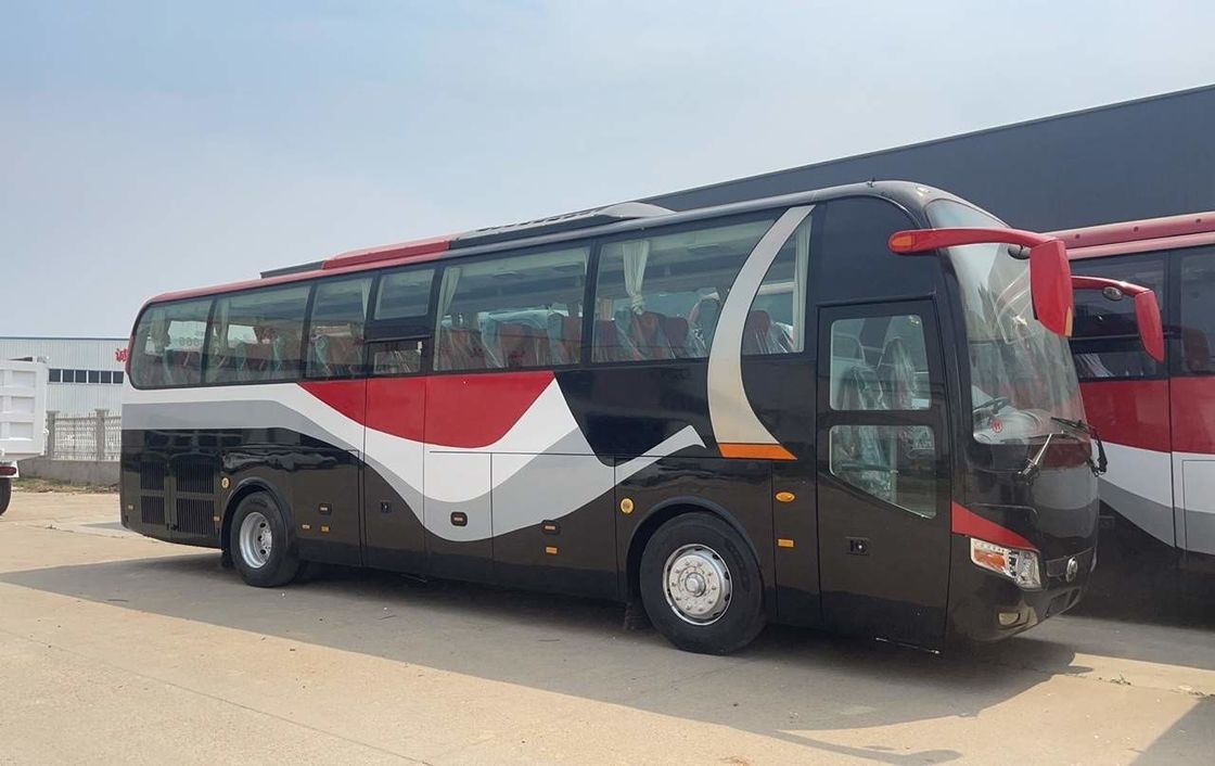 Encuentre su autobús perfecto de 47 plazas con motor trasero y bajo kilometraje de 56000 km en nuestro