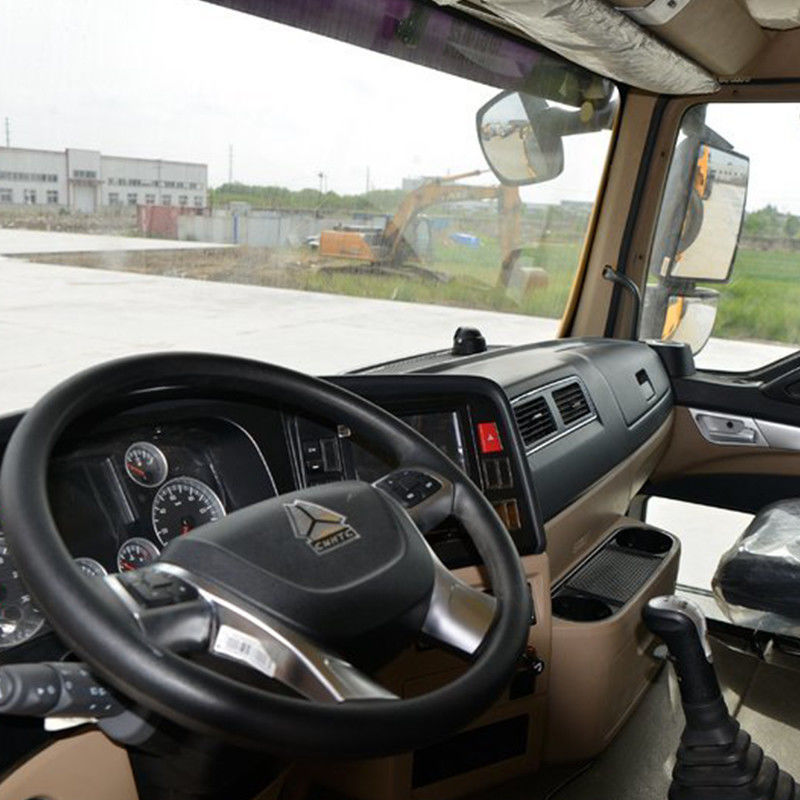 8*4 Sinotruk HOWO camión de carga pesada 440hp modelo con capacidad de tanque de combustible de 300-400L