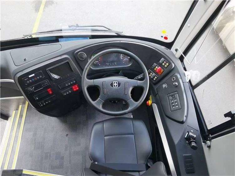 70 1 Pasajero 13m Dirección izquierda Autobús Combustible Motor diesel Capacidad 4-6L